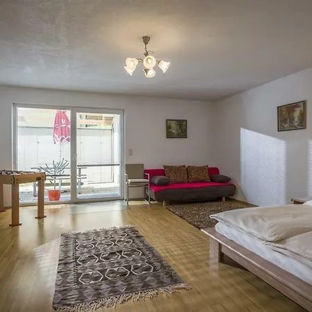 Apartment Karakas *